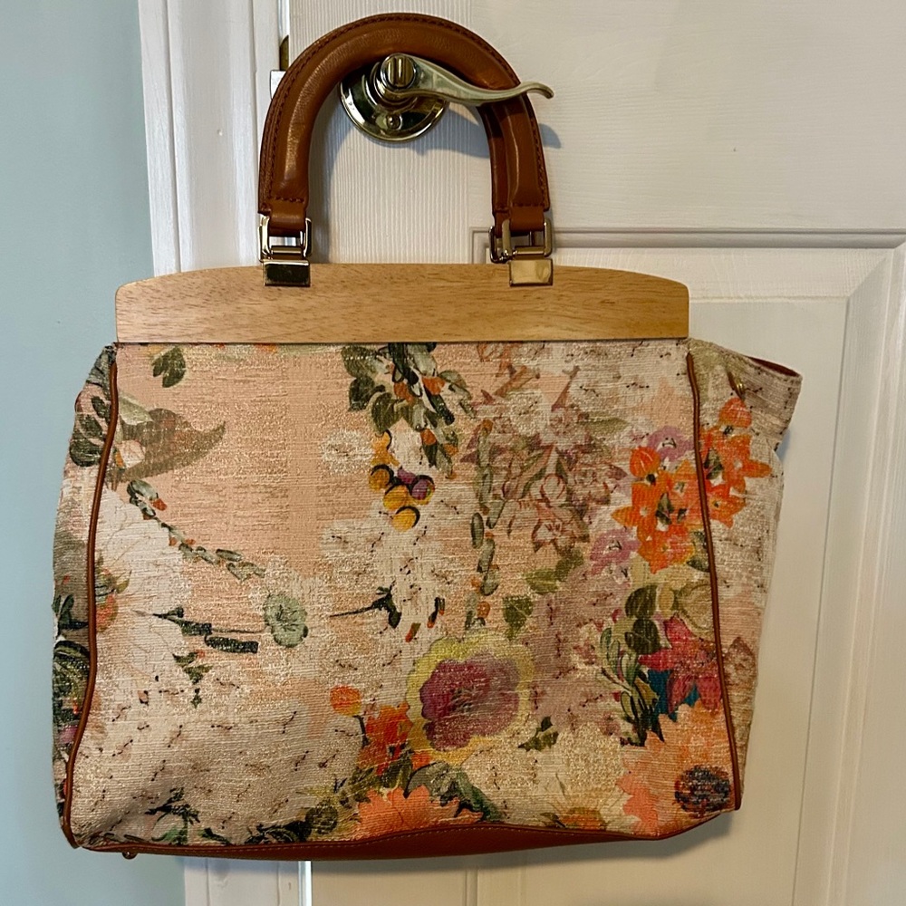 Tory Burch Attersee Floral Patchwork Women's Bag with Wooden Handle - Picture 2 of 8